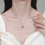 S925 Sterling Silver Moissanite Snowflake Necklace for Women, Fashionable Simple Pendant, Sweet and Cute Collarbone Chain