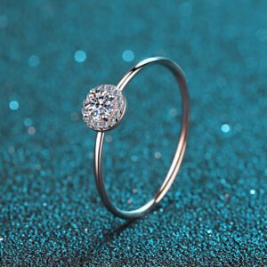 S925 Sterling Silver 30-Point Moissanite Round Wrap Ring, Fashionable and Versatile, Factory Direct Supply