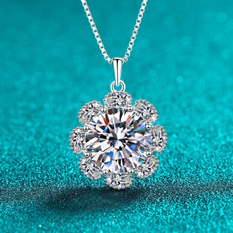 S925 Sterling Silver Moissanite Necklace for Women, Sunflower Style, Light Luxury Elegant, Festive Gift