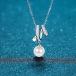 S925 Sterling Silver Clavicle Chain Necklace for Women, Cross Style, 8mm Flawless Freshwater Pearl Moissanite Necklace