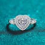 S925 Sterling Silver Ring for Women Heart Shape Moissanite Love Ring Wedding Band Factory Direct