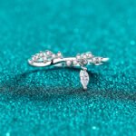 S925 Sterling Silver Full Moissanite Ring for Women, Light Luxury Exquisite High-End Temperament Ring Gift