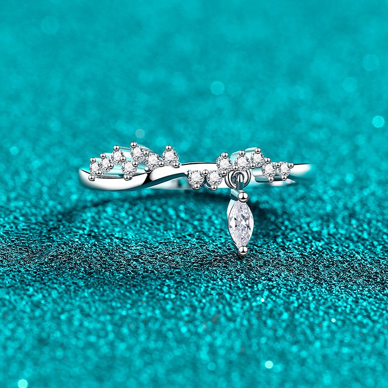 S925 Sterling Silver Full Moissanite Ring for Women, Light Luxury Exquisite High-End Temperament Ring Gift