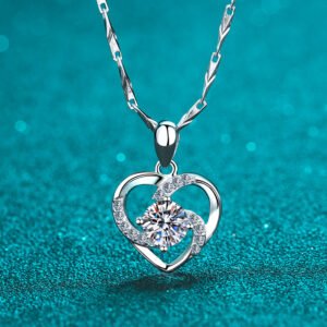 S925 Sterling Silver Heart Pendant Necklace with Moissanite, Short Choker, Factory Direct Wholesale