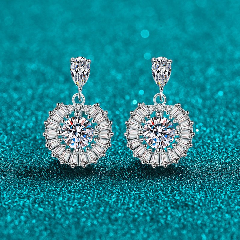S925 Sterling Silver Moissanite Earrings for Women Sunflower Dazzling Drop Earrings Elegant and Sophisticated
