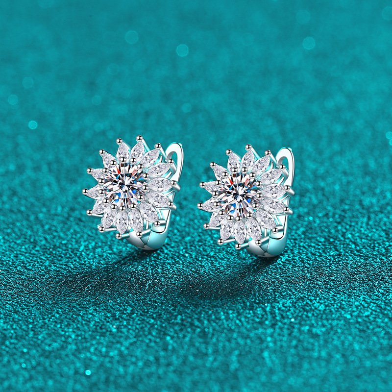 S925 Sterling Silver Moissanite Earrings Maple Leaf Design Ear Cuff Simple Fashion