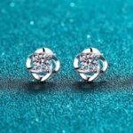 S925 Sterling Silver Earrings for Women, Simple Four-Claw Moissanite Stud Earrings, Factory Direct