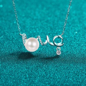S925 Silver Moissanite Pearl Necklace LOVE Simple Pendant Versatile Korean Style Collarbone Chain Gift for Girlfriend