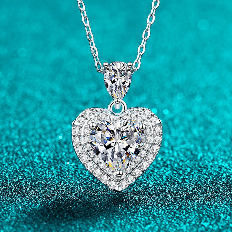 S925 Sterling Silver Moissanite Necklace for Women Heart Pendant Sweet and Elegant Daily Wear