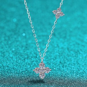 S925 Sterling Silver Moissanite Necklace for Women, Four-Leaf Clover Pendant, Simple and Elegant Daily Gift