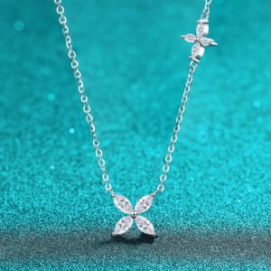 S925 Sterling Silver Moissanite Four-Leaf Clover Necklace for Women, Delicate and Fresh Daily Wear