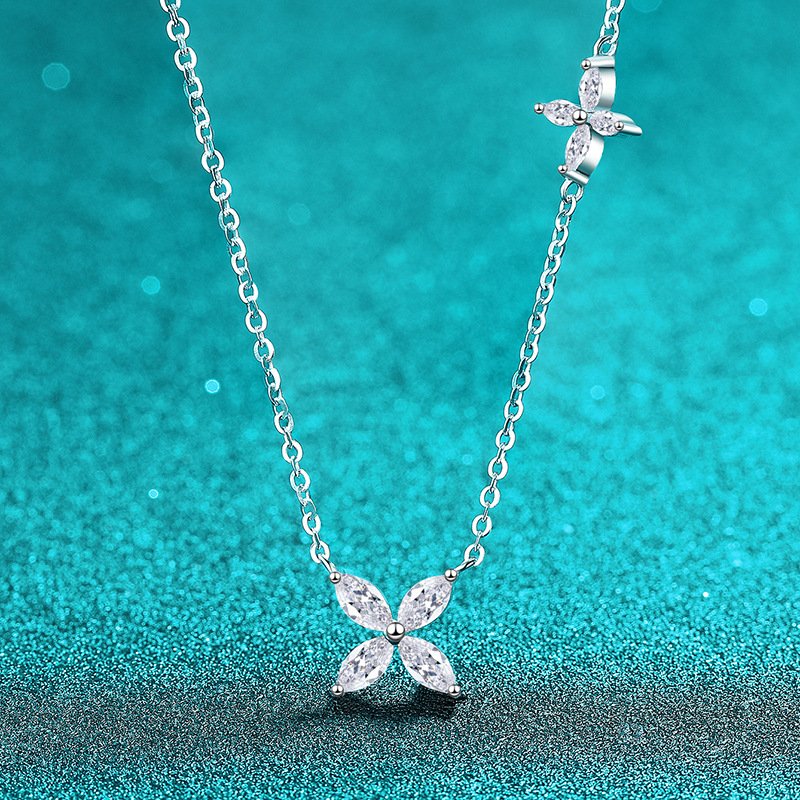 S925 Sterling Silver Moissanite Four-Leaf Clover Necklace for Women, Delicate and Fresh Daily Wear