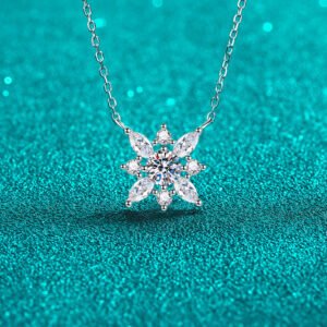 S925 Silver Moissanite Necklace Snowflake Pendant Marquise Cut Light Luxury Fashion Minimalist Trendy Collarbone Chain