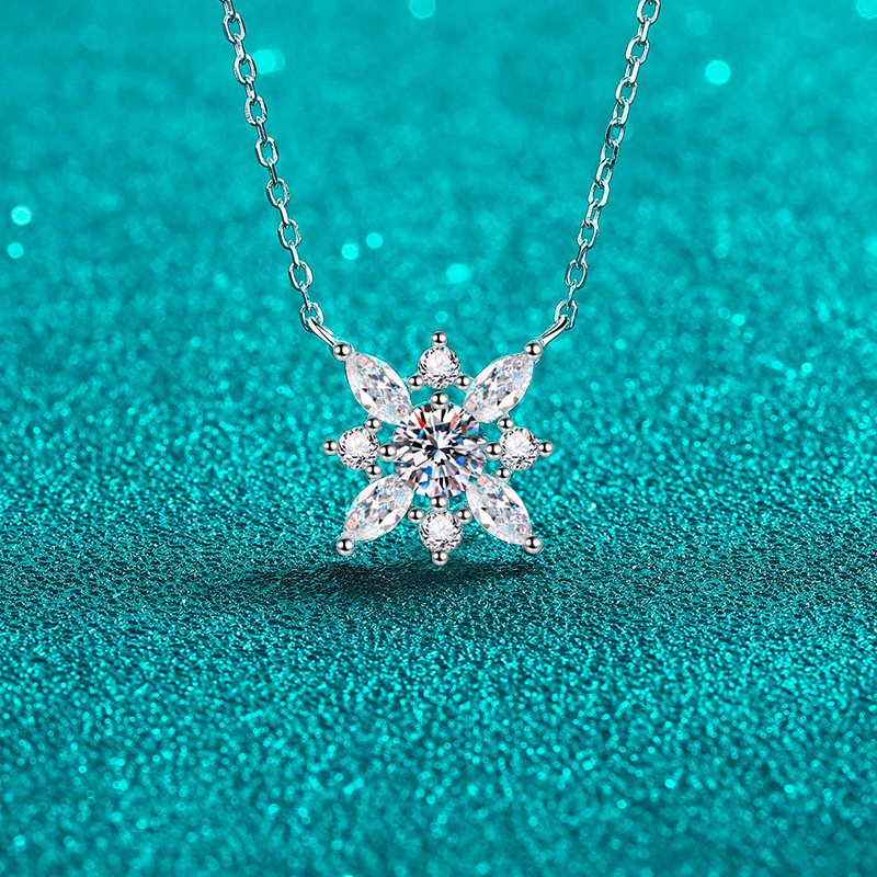 S925 Silver Moissanite Necklace Snowflake Pendant Marquise Cut Light Luxury Fashion Minimalist Trendy Collarbone Chain