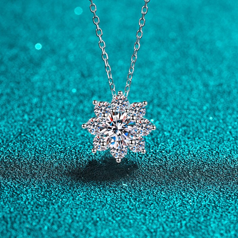 S925 Sterling Silver Sunflower Moissanite Choker Necklace for Women Factory Direct Wholesale
