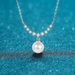 S925 Sterling Silver Clavicle Chain Necklace for Women 8mm Flawless Freshwater Pearl Smiley Moissanite Necklace