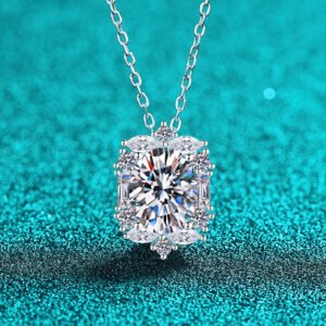 S925 Sterling Silver Moissanite Necklace for Women, Oval Shape, Luxurious and Elegant Pendant, Fashionable and Versatile