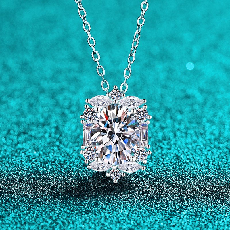 S925 Sterling Silver Moissanite Necklace for Women, Oval Shape, Luxurious and Elegant Pendant, Fashionable and Versatile