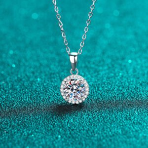 S925 Sterling Silver Necklace for Women with 1 Carat Moissanite Round Pendant Collarbone Chain