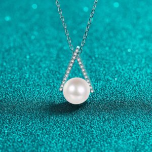 S925 Sterling Silver Moissanite Pearl Necklace V-Shaped Pavé Pendant Minimalist Elegant Design Collarbone Chain
