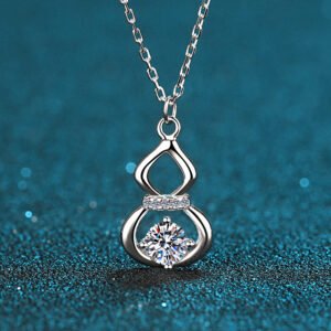 S925 Sterling Silver Necklace for Women with 0.5ct Moissanite Gourd Pendant, Four-Prong Setting, Collarbone Chain, Wholesale