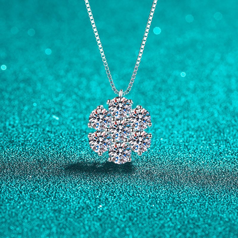 S925 Sterling Silver Full Moissanite Necklace for Women Sunflower Box Chain Simple Daily Versatile Exquisite