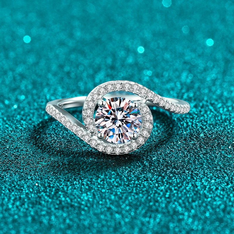 S925 Sterling Silver Moissanite Ring for Women, Twisted Wave Band, Light Luxury Fashion Jewelry