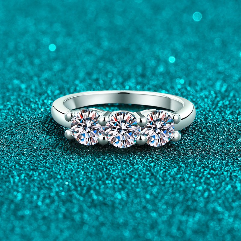 S925 Sterling Silver Moissanite Ring for Women 50 Points Eternity Band Simple Versatile Exquisite Daily Commuter Fashion