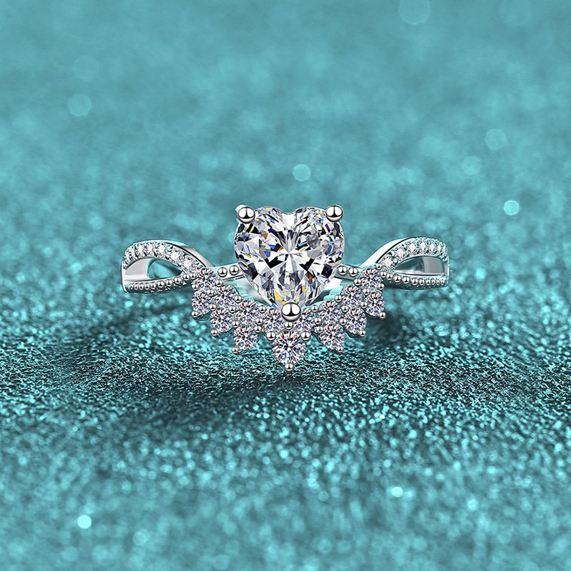 S925 Sterling Silver Moissanite Ring for Women Heart Hollow-Out Band Sweet Light Luxury Holiday Gift