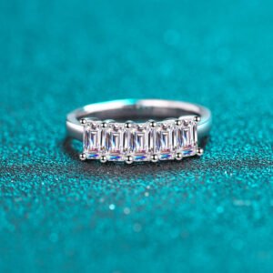 S925 Sterling Silver Ring for Women, Emerald Cut Moissanite Ring, Factory Wholesale