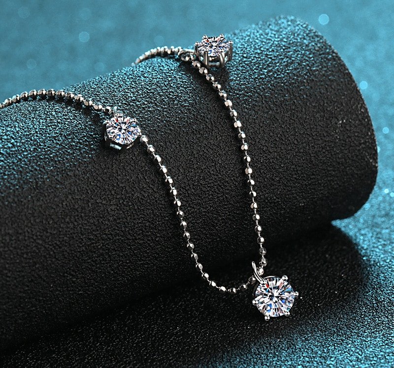 S925 Sterling Silver Necklace Six-Prong Women's 3.2 Carat Moissanite Starry Sky Moissanite Necklace