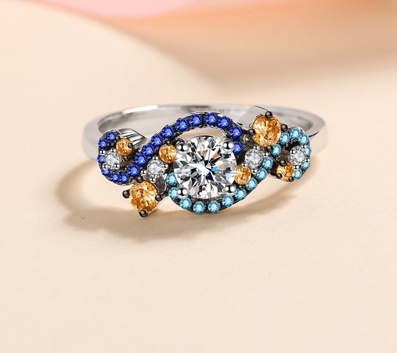 S925 Sterling Silver Angel Eye Ring with Inlaid Moissanite