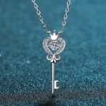 S925 Sterling Silver Necklace Clavicle Chain Pendant 30-Point Moissanite
