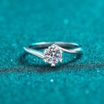 925 Silver Ring for Women Simple Snowflake 30/50 Point Moissanite Ring Factory Direct