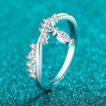 S925 Sterling Silver Full Moissanite Ring for Women, Light Luxury Exquisite High-End Temperament Ring Gift