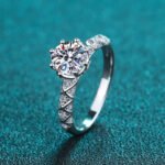 S925 Sterling Silver Ring for Women Moissanite Ring Eight Claw Tail Ring Factory Direct