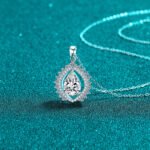 S925 Sterling Silver Pear-Shaped Moissanite Pendant Necklace for Women, Sunflower Teardrop Pendant, Elegant Luxury Collarbone Chain