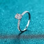 S925 Sterling Silver Oval Moissanite Engagement Ring for Women