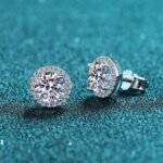 S925 Sterling Silver Women's 1 Carat Moissanite Four-Prong Round Stud Earrings