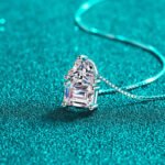 S925 Sterling Silver Square Sugar Cube Clavicle Chain Necklace with 2 Carat Moissanite Heart Pendant