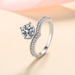 S925 Sterling Silver Heart Style Moissanite Ring