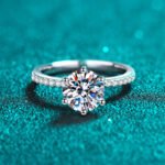 S925 Sterling Silver Ring for Women 2 Carat Moissanite Band Factory Wholesale