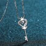 S925 Sterling Silver Necklace Clavicle Chain Pendant 30-Point Moissanite