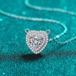 S925 Sterling Silver Heart Moissanite Necklace for Women, Clavicle Chain, Small Accessory, Factory Wholesale