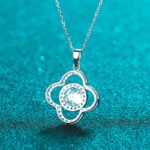 S925 Sterling Silver Clover Pendant Necklace 1 Carat Moissanite