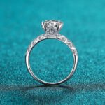S925 Sterling Silver Ring for Women Moissanite Ring Eight Claw Tail Ring Factory Direct