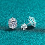 S925 Sterling Silver Moissanite Stud Earrings for Women, Oval Shape, Luxurious and Elegant, Fashionable and Versatile