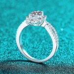 S925 Sterling Silver Moissanite Ring for Women, Oval Shape, Luxurious and Elegant, Fashionable