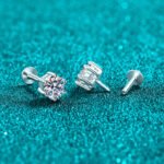S925 Sterling Silver Moissanite Stud Earrings for Women Six-Claw Screw-Back Earrings Simple Elegant Daily Versatile