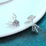 S925 Sterling Silver Earrings for Women, Claw-Set Moissanite Stud Earrings, Simple Style, Factory Direct Wholesale